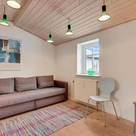 Charming Retreat In - By Traum *